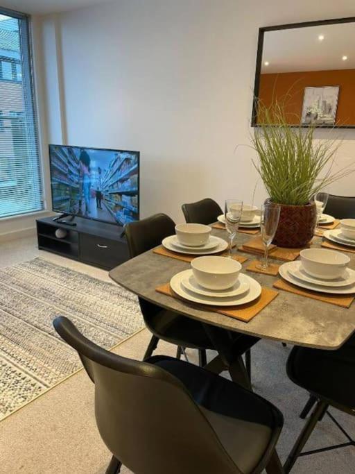 Paramount City Living 105 Swindon Exteriér fotografie